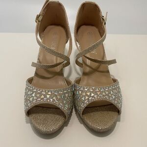 Delicacy shoes, Style: Excited, color Champagne, all man made materials